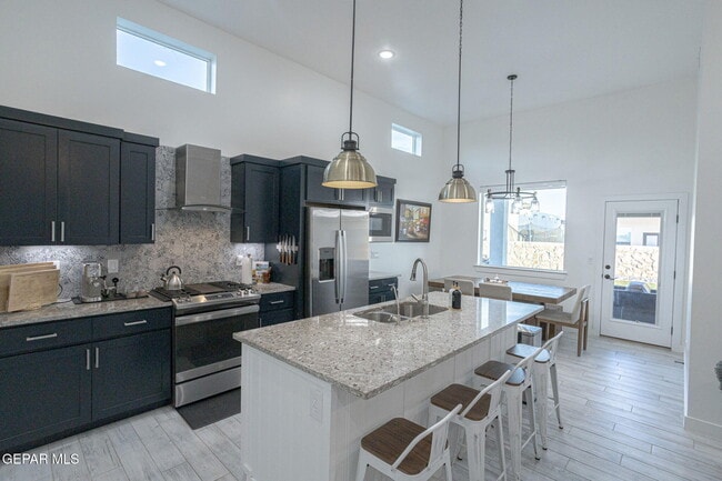 Building Photo - 13820 Paseo de Loma Ct