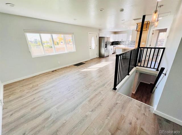 Building Photo - 3146 Milwaukee St