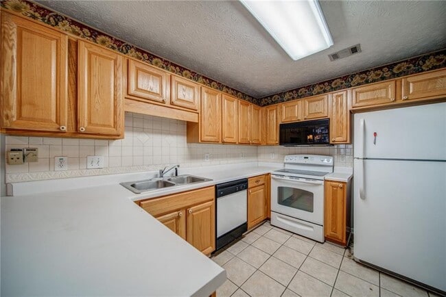 Building Photo - 1162 Britley Park Ln