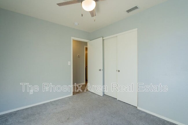 Building Photo - 1362 N McKenna Ln