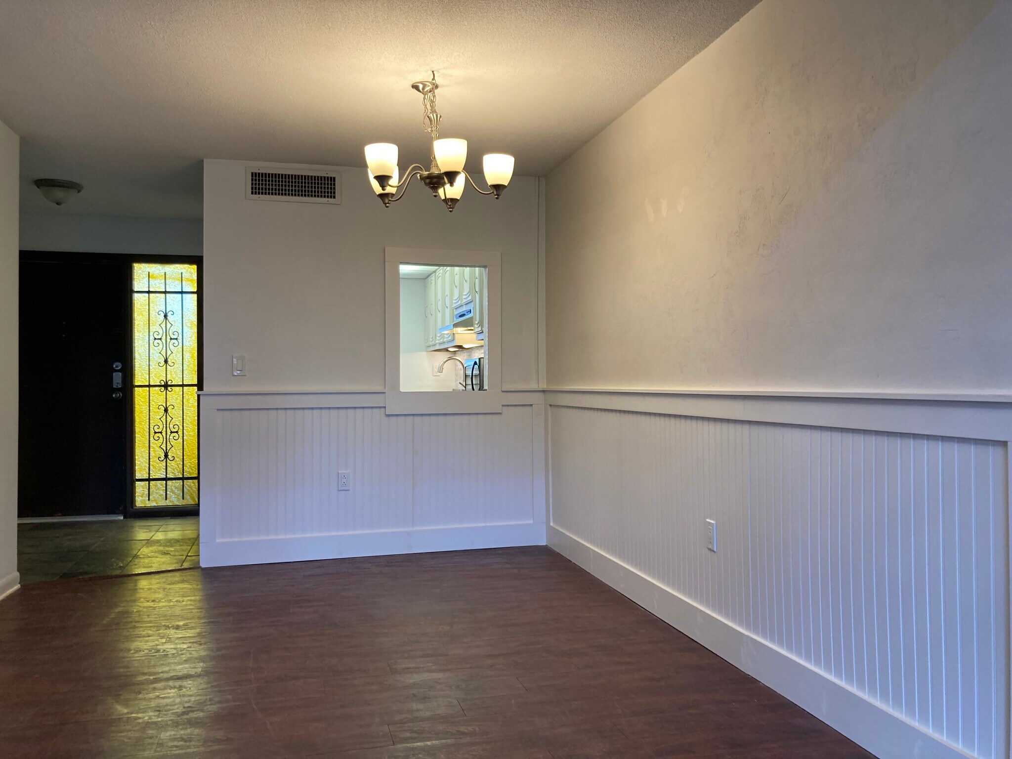 Building Photo - 705 SW 75th St