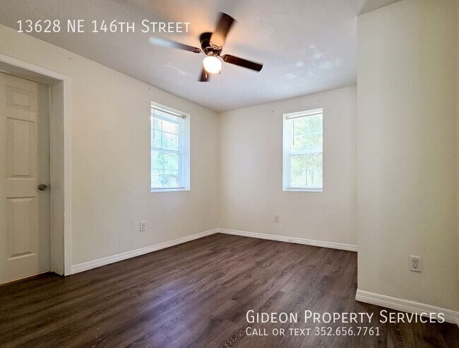 Building Photo - 13628 NE 146th St