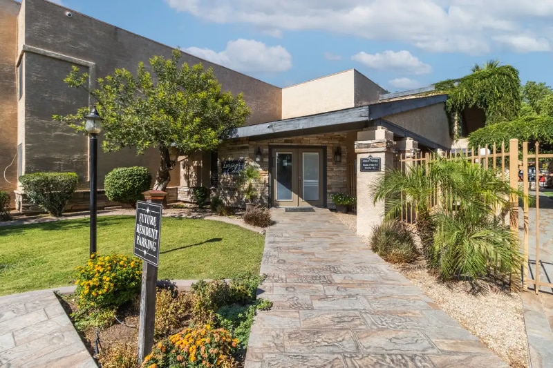 Building Photo - 5039 N 57th Ave