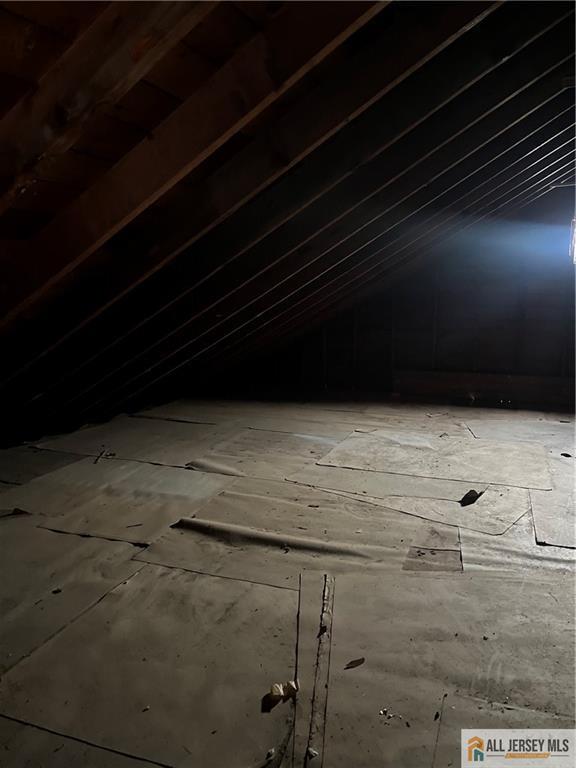 Building Photo - 102 Prentice Ave