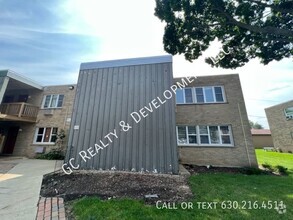 Building Photo - *** FREE RENT FOR MARCH / FRESH PAINT / RE...