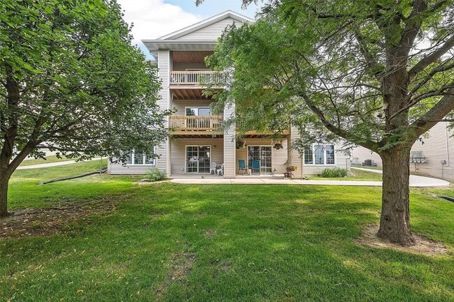 Building Photo - 2 Bed 2 Bath Condo for Rent in Marion!