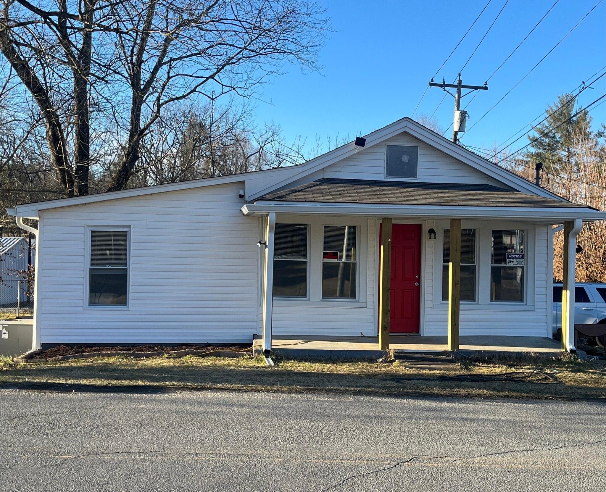 Building Photo - 2045 Dave Buck Rd