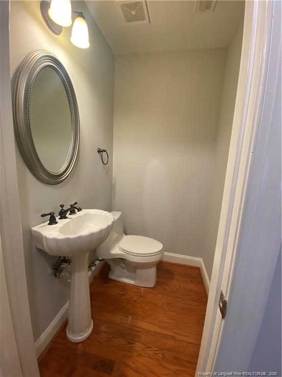 Building Photo - 320 Glenburney Dr