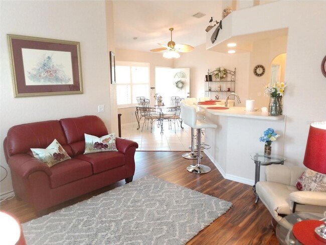 Building Photo - 7202 L Pavia Blvd