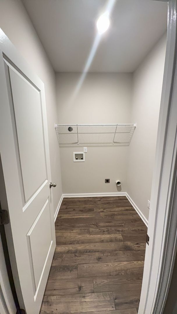 Building Photo - Stunning Spacious 4 bedroom 3 bath home in Oakland