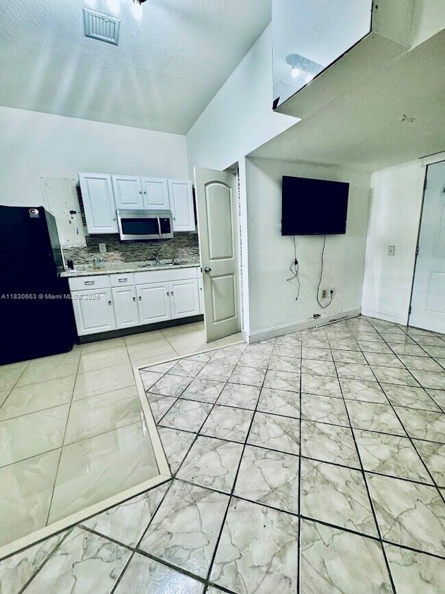 Building Photo - 21280 SW 123rd Ave
