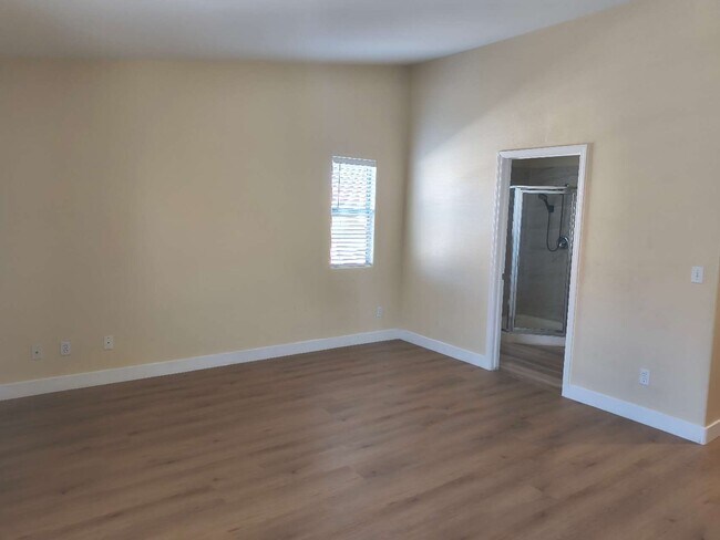 Building Photo - 5323 Hanging Tree Ln