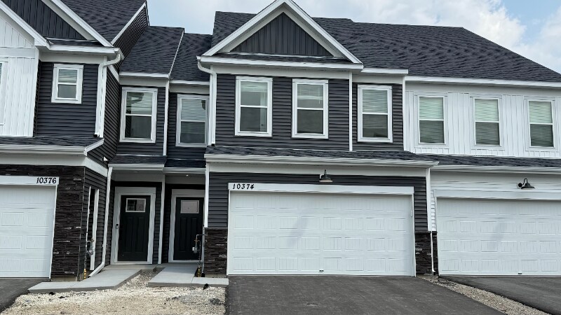 Building Photo - 10374 Glacier Ln N