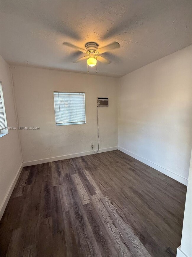 Building Photo - 406 Foster Rd