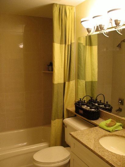 Building Photo - 2429 Locust St