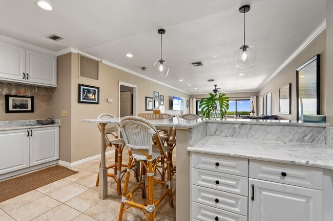 Building Photo - 1630 Seaway Dr