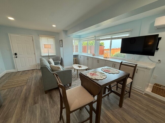 Building Photo - Stylish Cozy One Bedroom in Pismo Beach