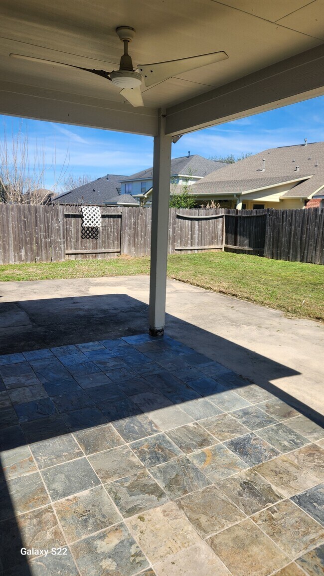 Building Photo - 4914 Trailing Clover Ct