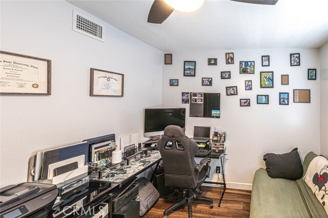 Building Photo - 842 Granby Ave