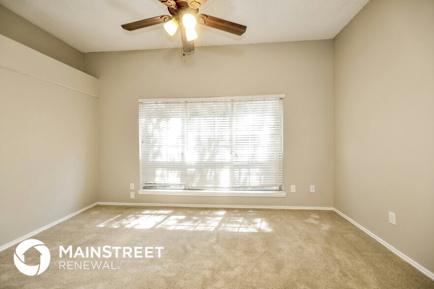 Building Photo - 8017 Weatherly Dr
