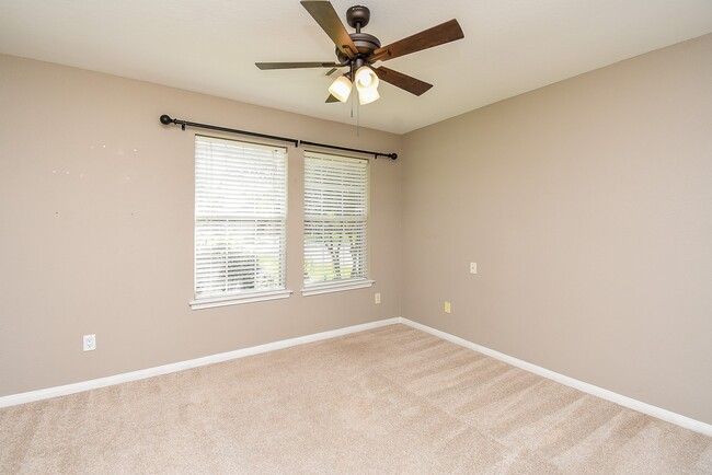 Building Photo - 13007 Northwood Glen Ln