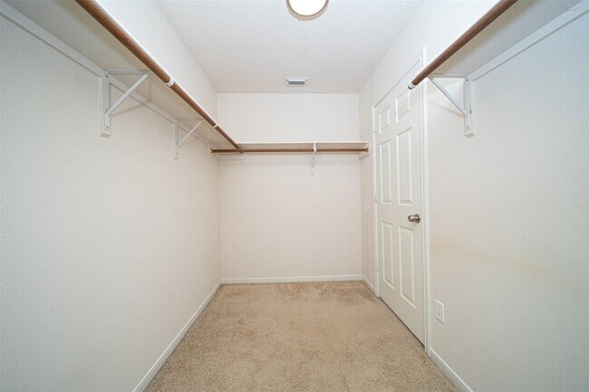 Building Photo - 20547 Upland Fair Ln
