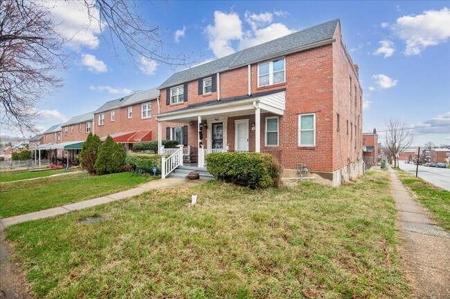 Building Photo - 1401 N Potomac St