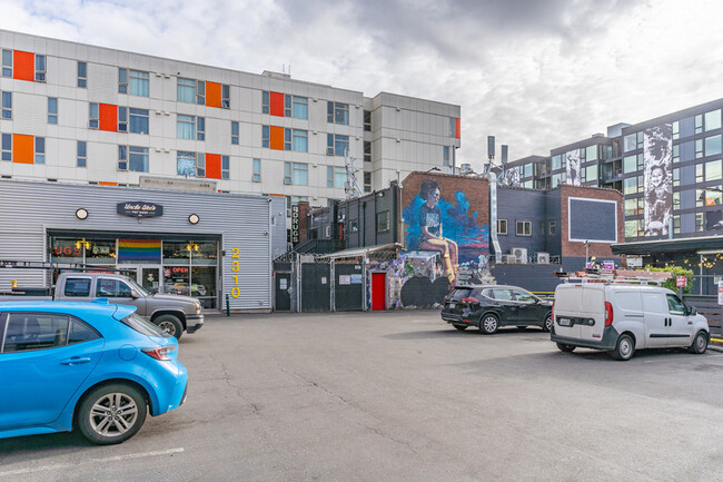 Building Photo - 2407 E Union St