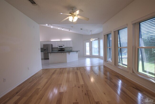 Building Photo - 4025 Teal Way