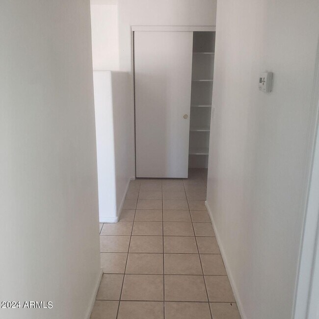 Building Photo - 14911 W Acapulco Ln