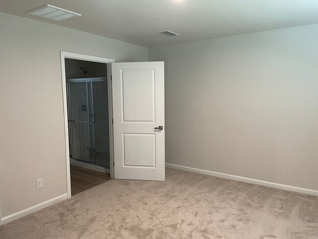 Building Photo - 8103 Sterling Oaks Dr