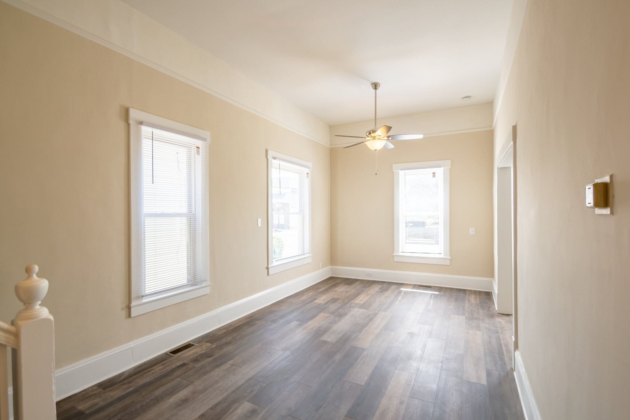 Building Photo - 37735 Vine St