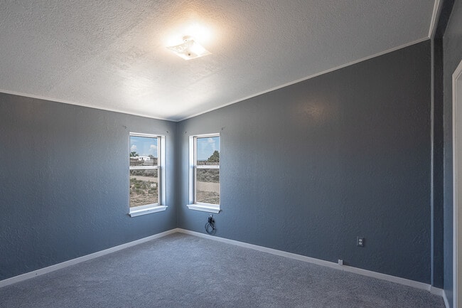 Building Photo - 49 Las Tusas Rd