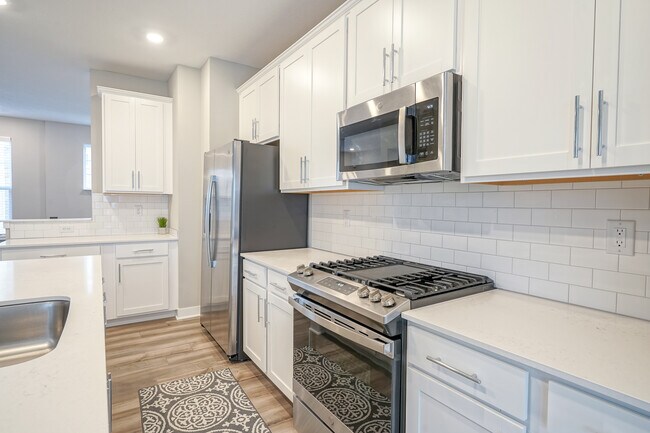 Building Photo - 13775 Boiler Pl