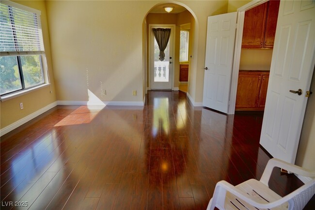 Building Photo - 2937 Crystal Bay Dr