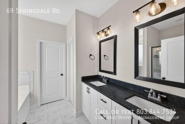 Building Photo - 69 Springdale Rd