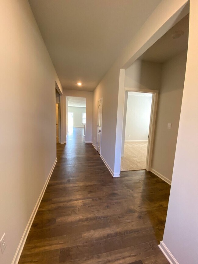 Building Photo - 4 bed 2 bath home built in 2023 in Somerville