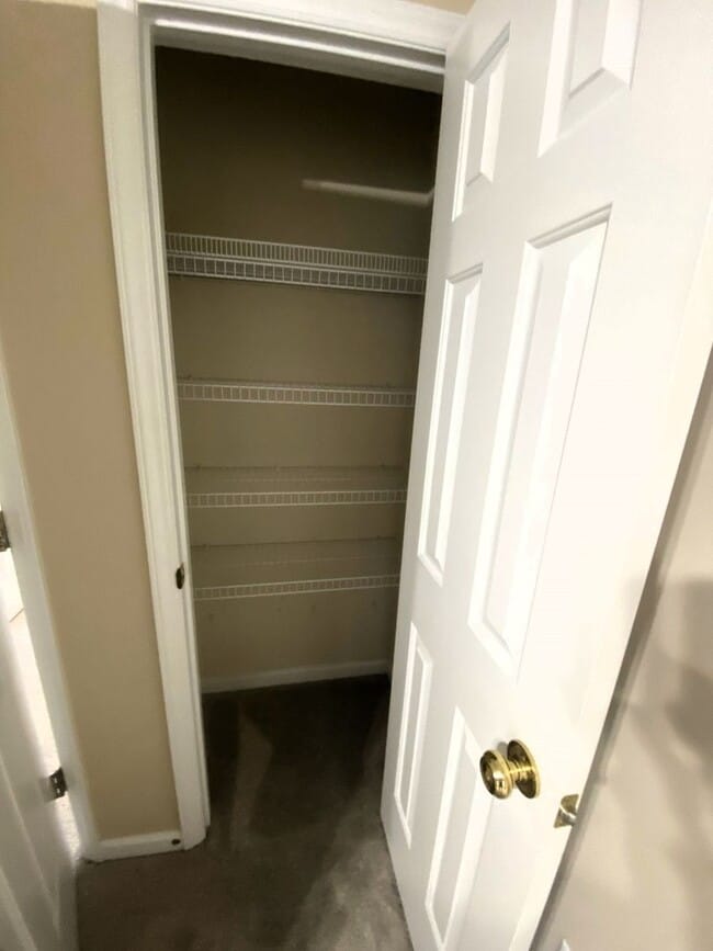 Building Photo - 2 bedroom duplex in Raleigh with ALL the amenities included