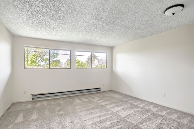 Building Photo - 4506 3rd Ave NW
