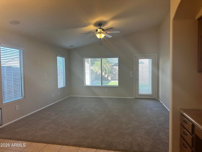 Building Photo - 1618 E Angeline Ave