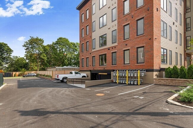 Building Photo - 386-388 Washington St