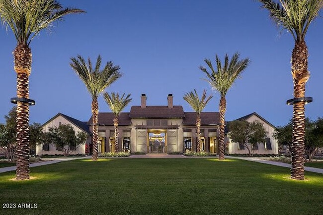 Building Photo - 2029 W Kinfield Trail