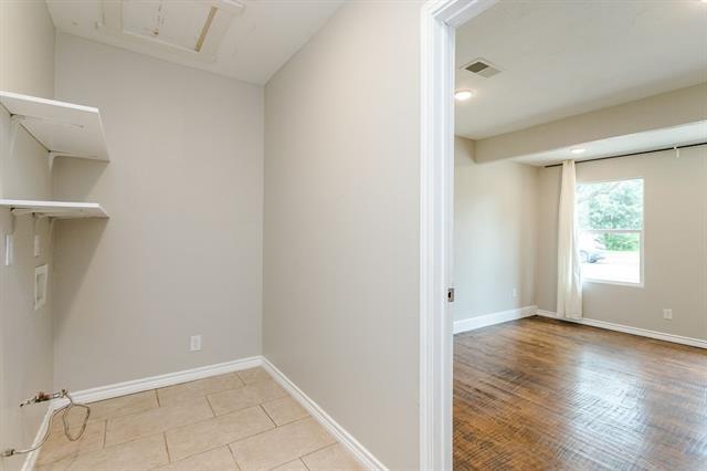 Building Photo - 10265 San Lorenzo Dr