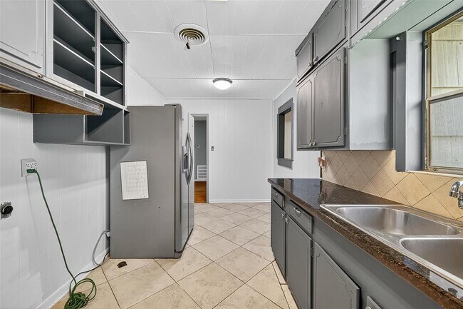 Building Photo - 1509 Ronson Rd