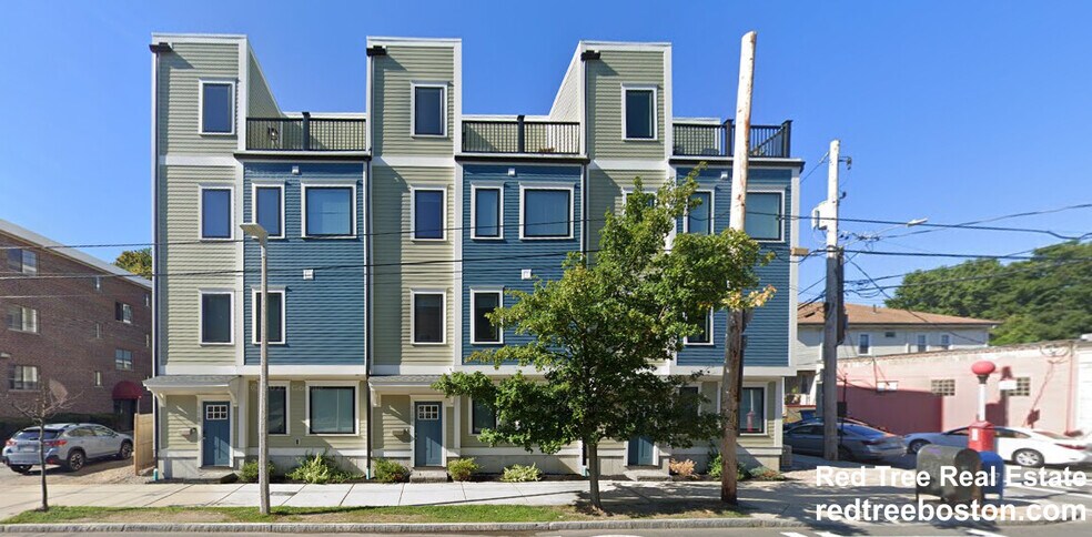 Building Photo - 122 Tremont St