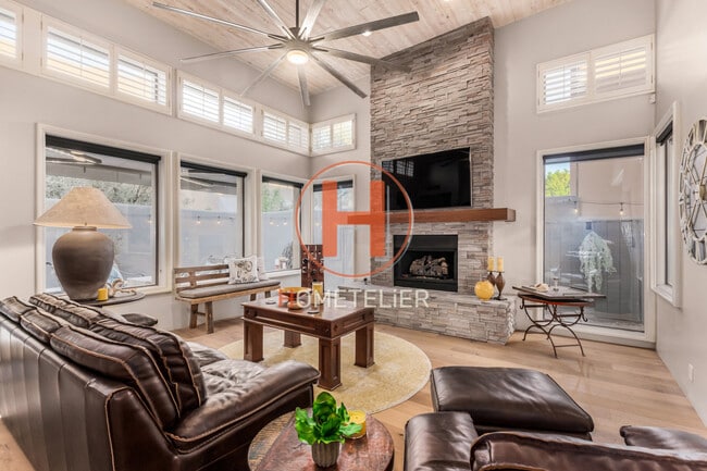 Building Photo - 6711 E Camelback-23