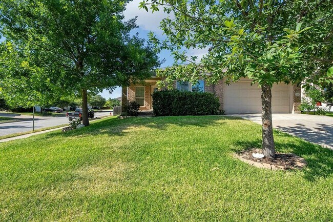 Primary Photo - Great 4 bedroom in Cedar Park