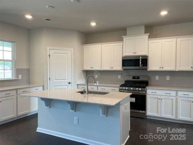 Building Photo - 17618 Snug Harbor Rd