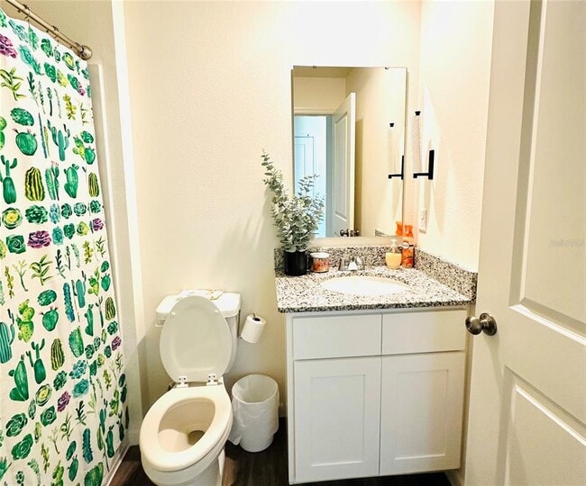 Building Photo - 1053 Ambleside Dr