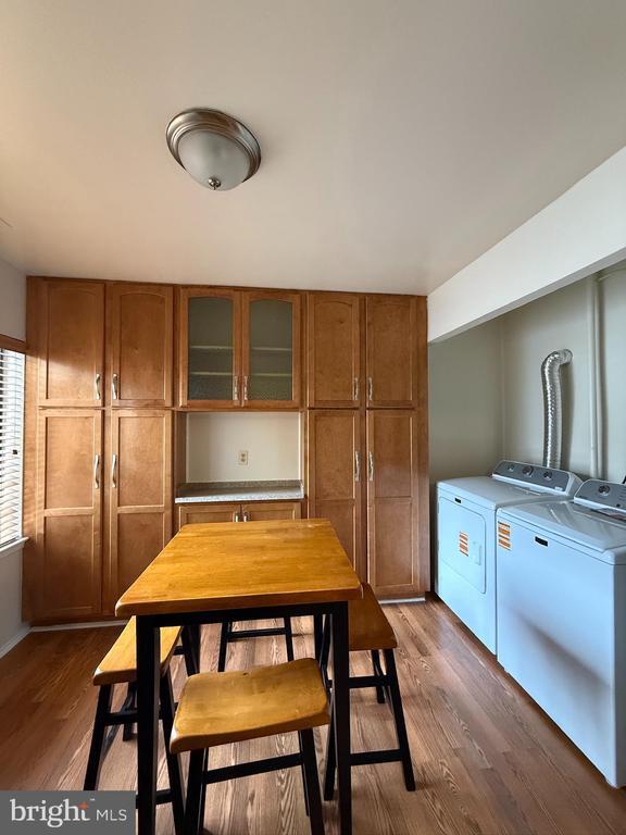 Building Photo - 11214 Cherry Hill Rd